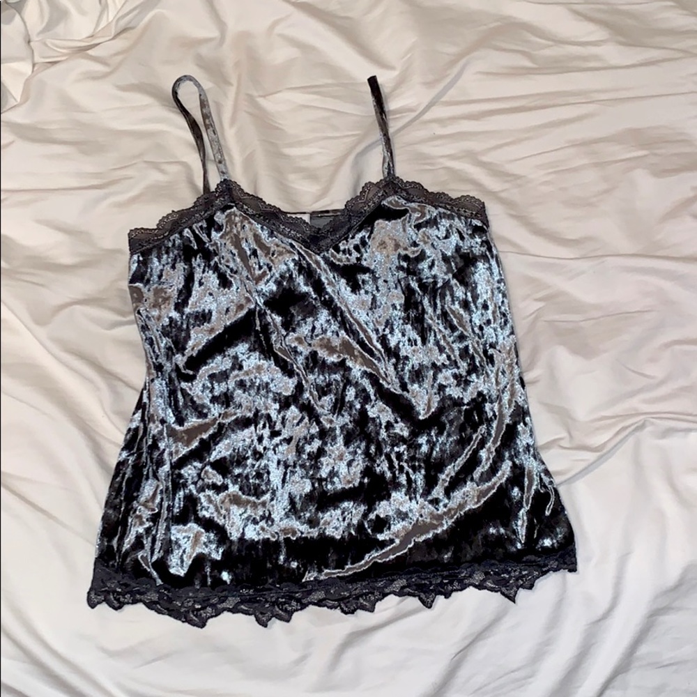 Going out women’s top